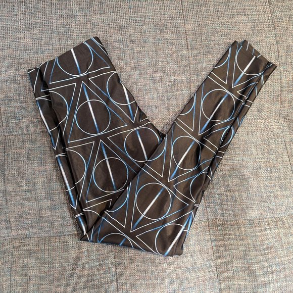 Deathly Hallows Workout Leggings - Picture 1 of 4